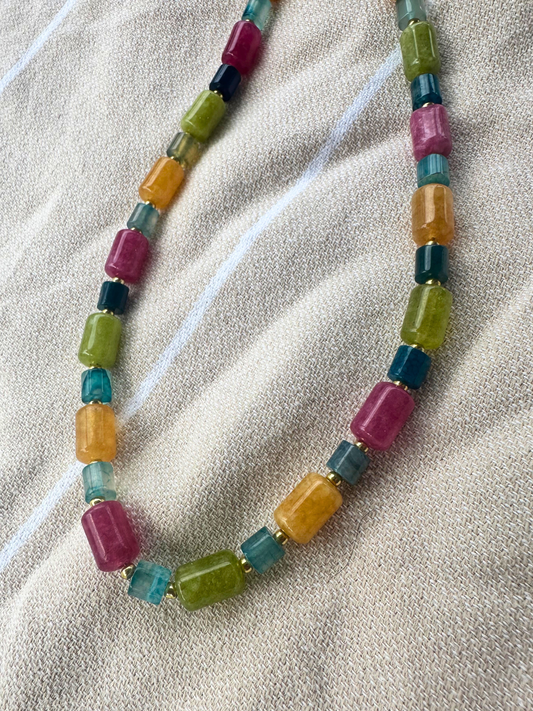 summer somewhere beaded necklace